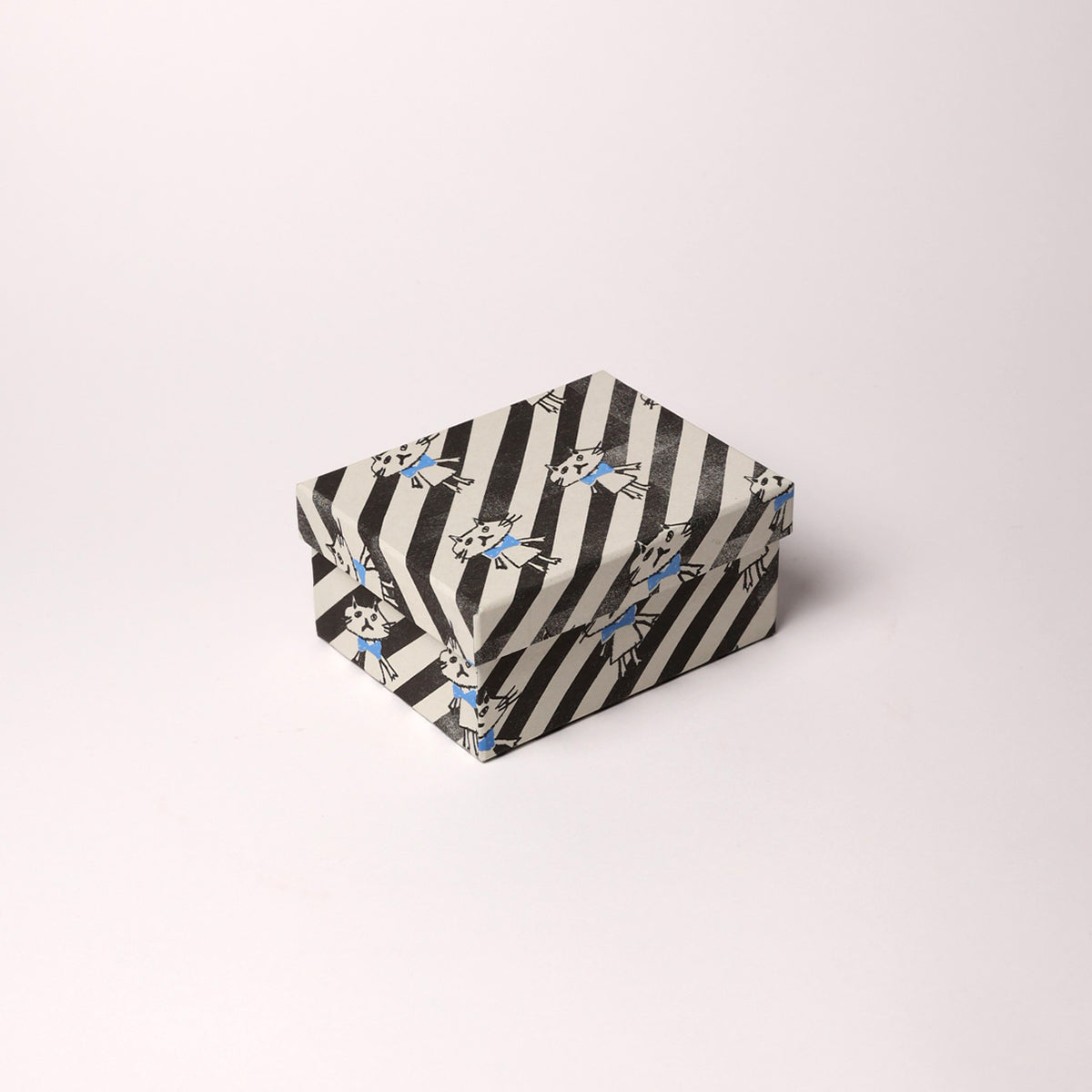 めぐり箱- Zebra and Cat　Sサイズ