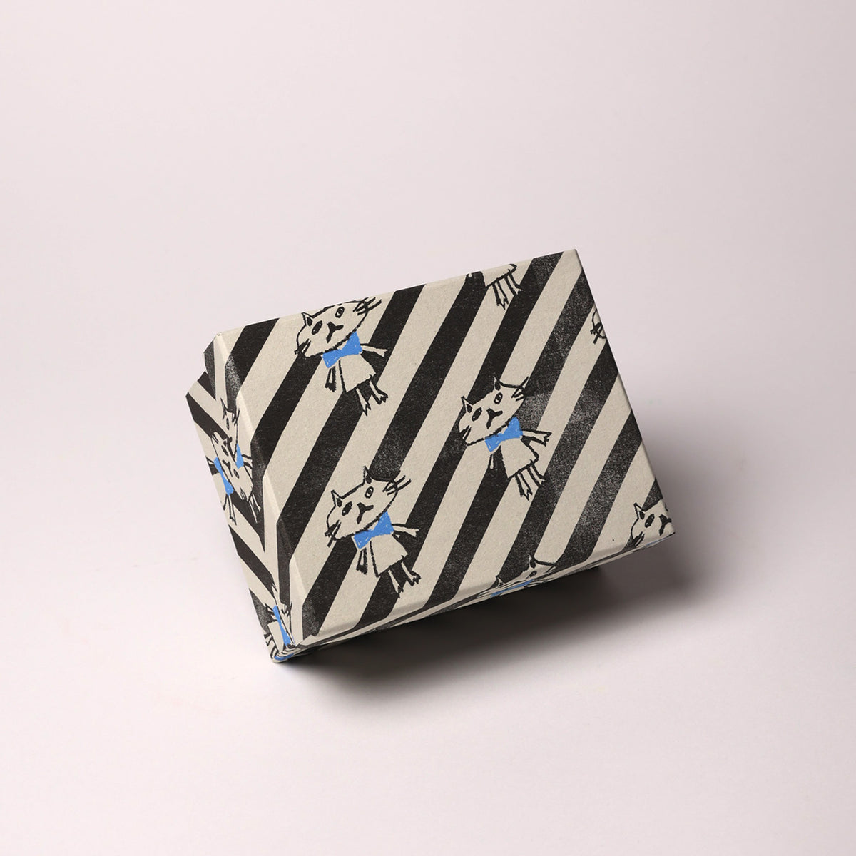 めぐり箱- Zebra and Cat　Sサイズ